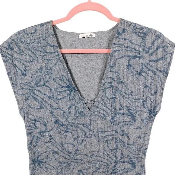 Skin Lounge Dress Blue Floral Pattern Size 2 Made in Peru - Picture 2 of 10